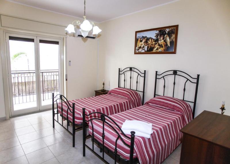 Miosotis Apartments Letojanni Ngoại thất bức ảnh
